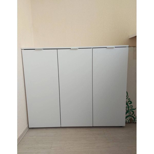Комод Рон 6 3 фасади Білий 120х38х100 Doros