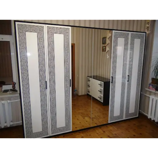 Шкаф Бася новая Олимпия 6Д Черный / Белый, лак, художественная печать Мир Мебели